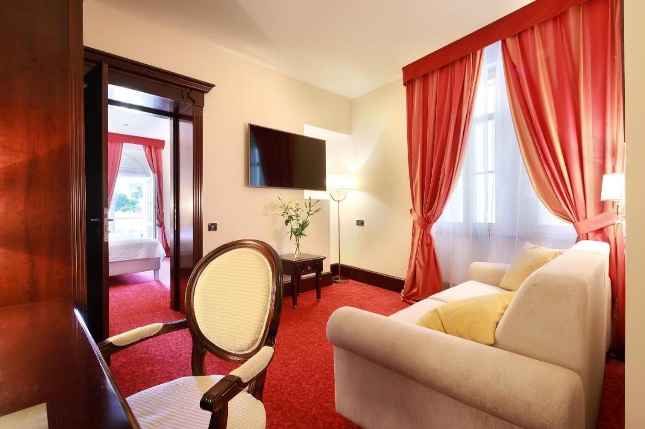 Arbiana Heritage Hotel 4*