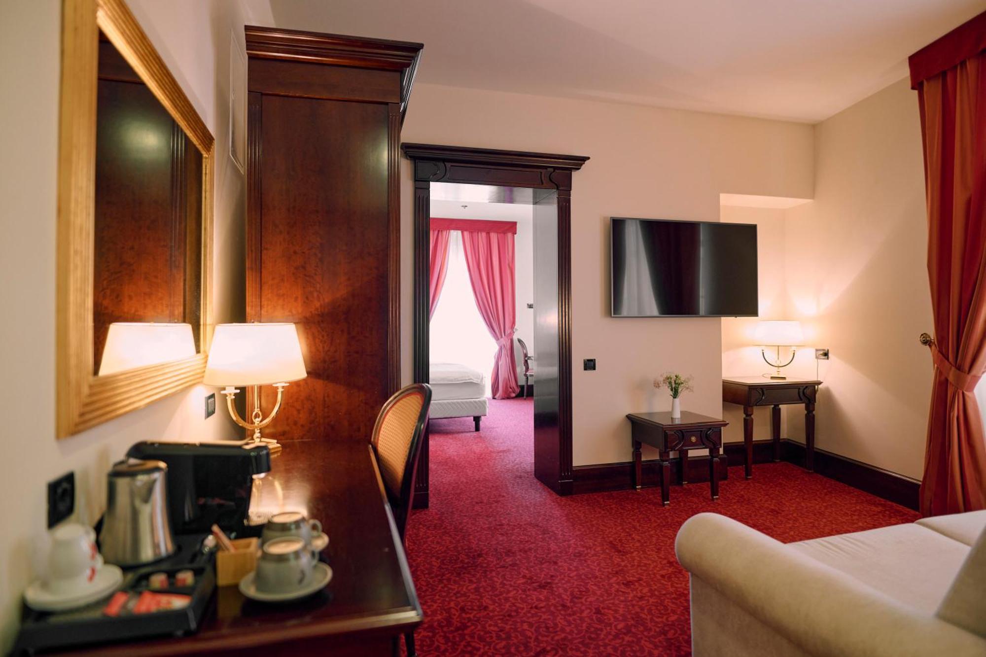 Hotel Arbiana Heritage 4*
