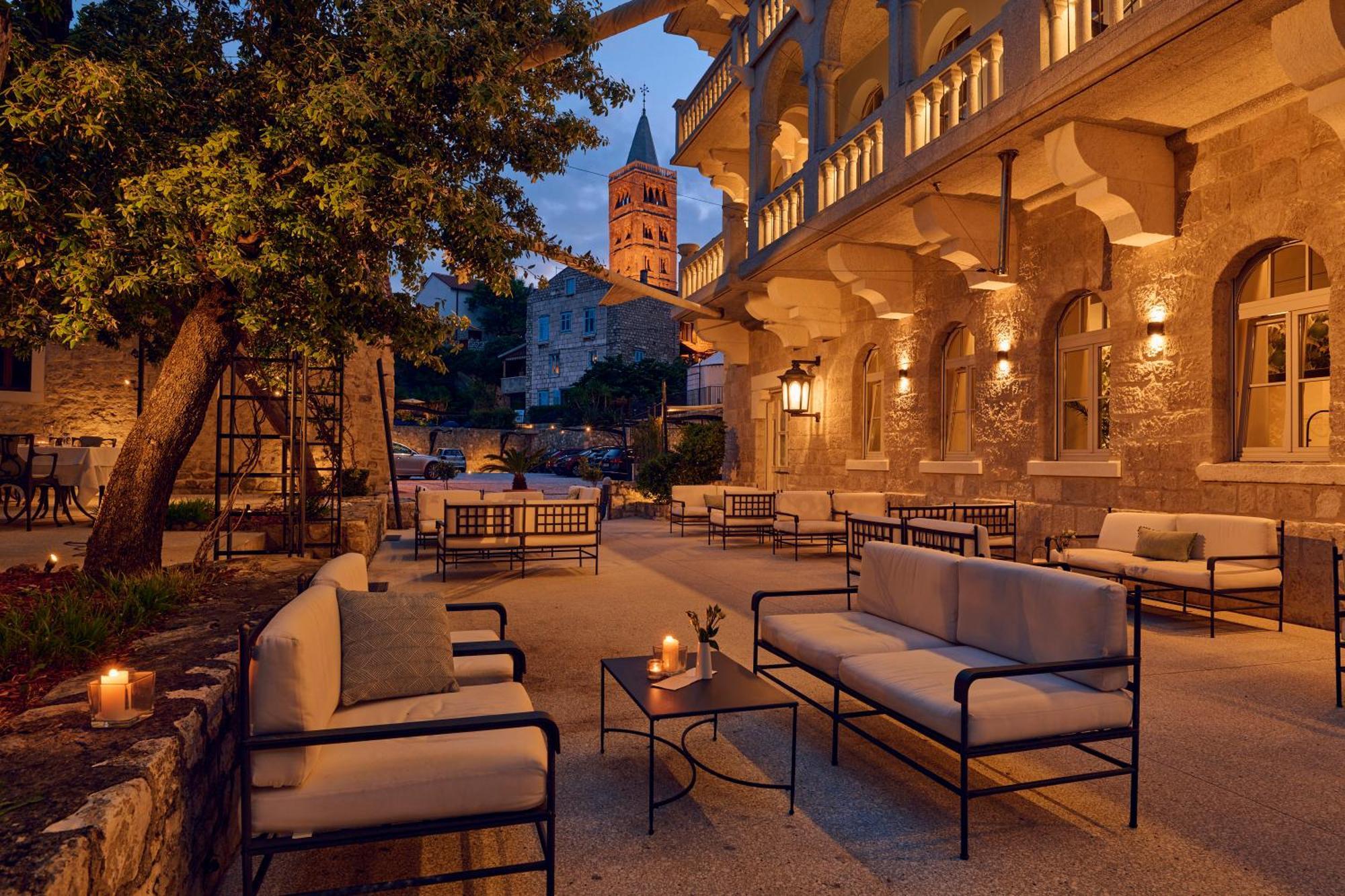Hotel Arbiana Heritage 4*