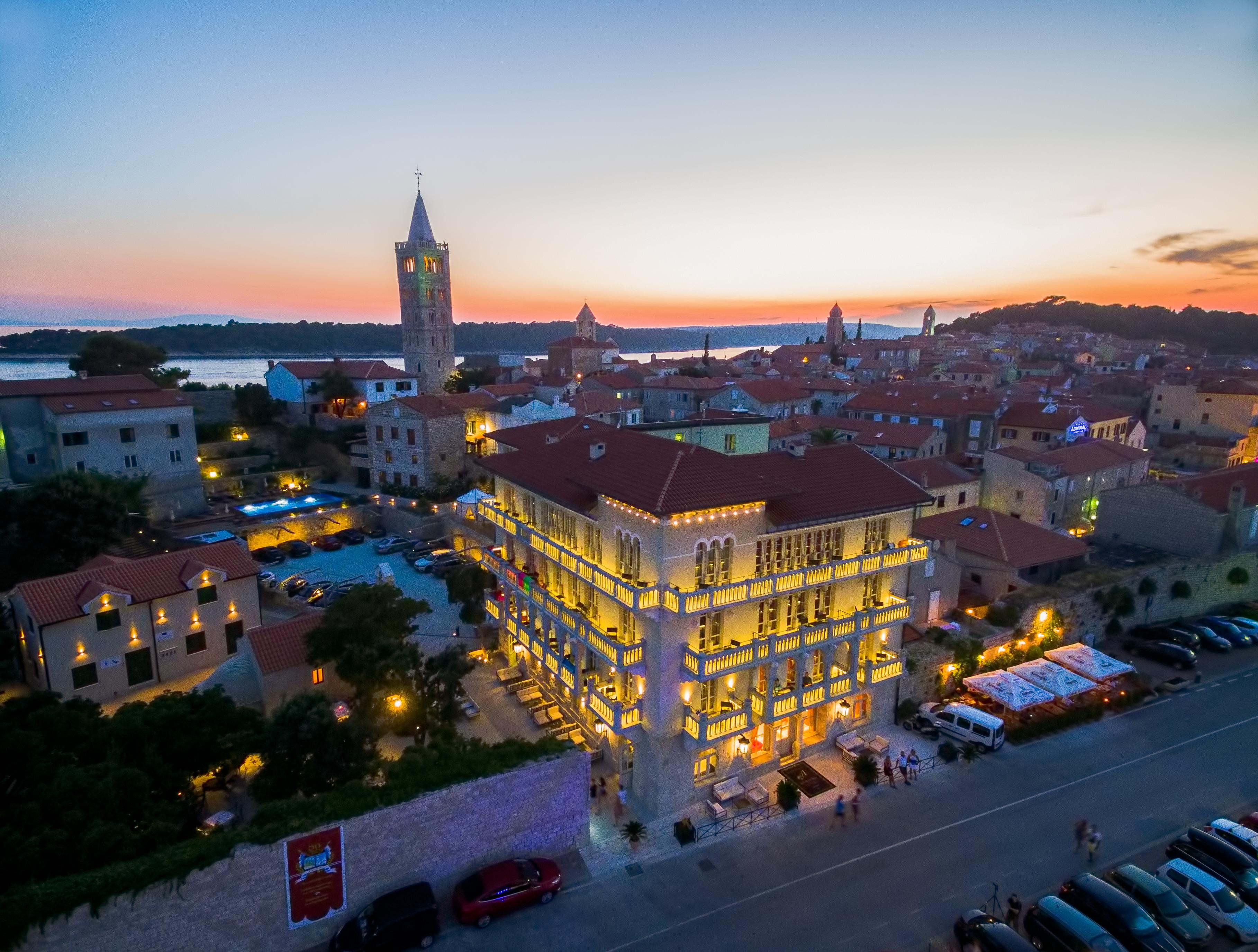 Arbiana Heritage Hotel 4*